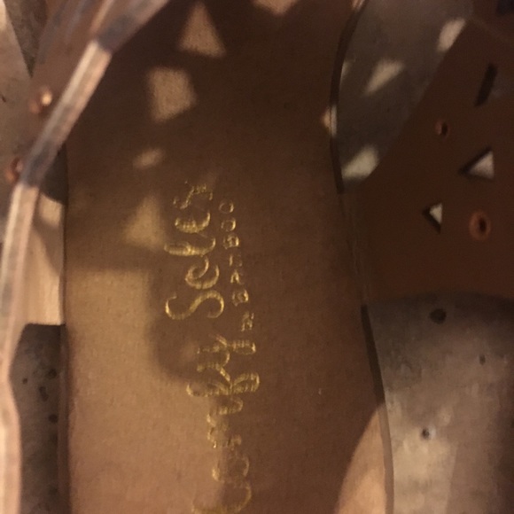 Sandals - Picture 2 of 6